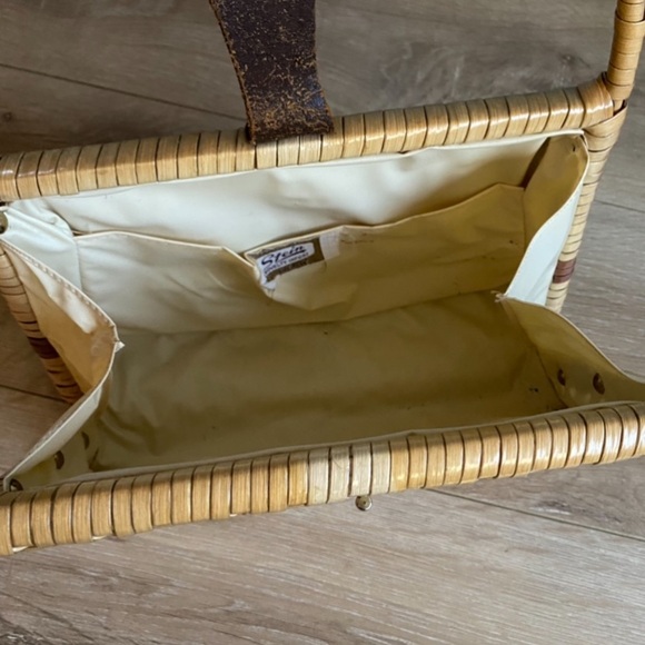 Vintage woven wicker purse handbag by Stein Novelty Import - Picture 5 of 10